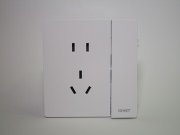 Front of the socket, with the switch on the left.