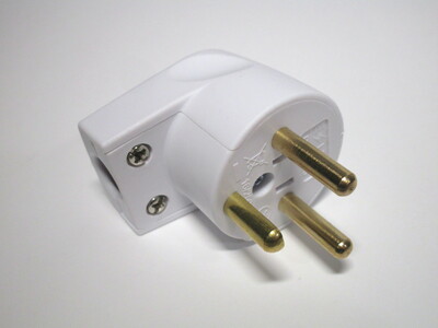 Side view of the plug.